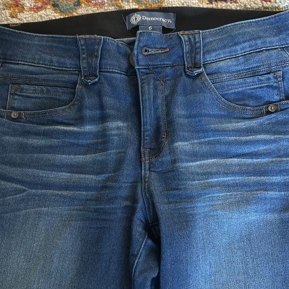 Denim high waisted skinny jeans with fade. - Picture 2 of 3